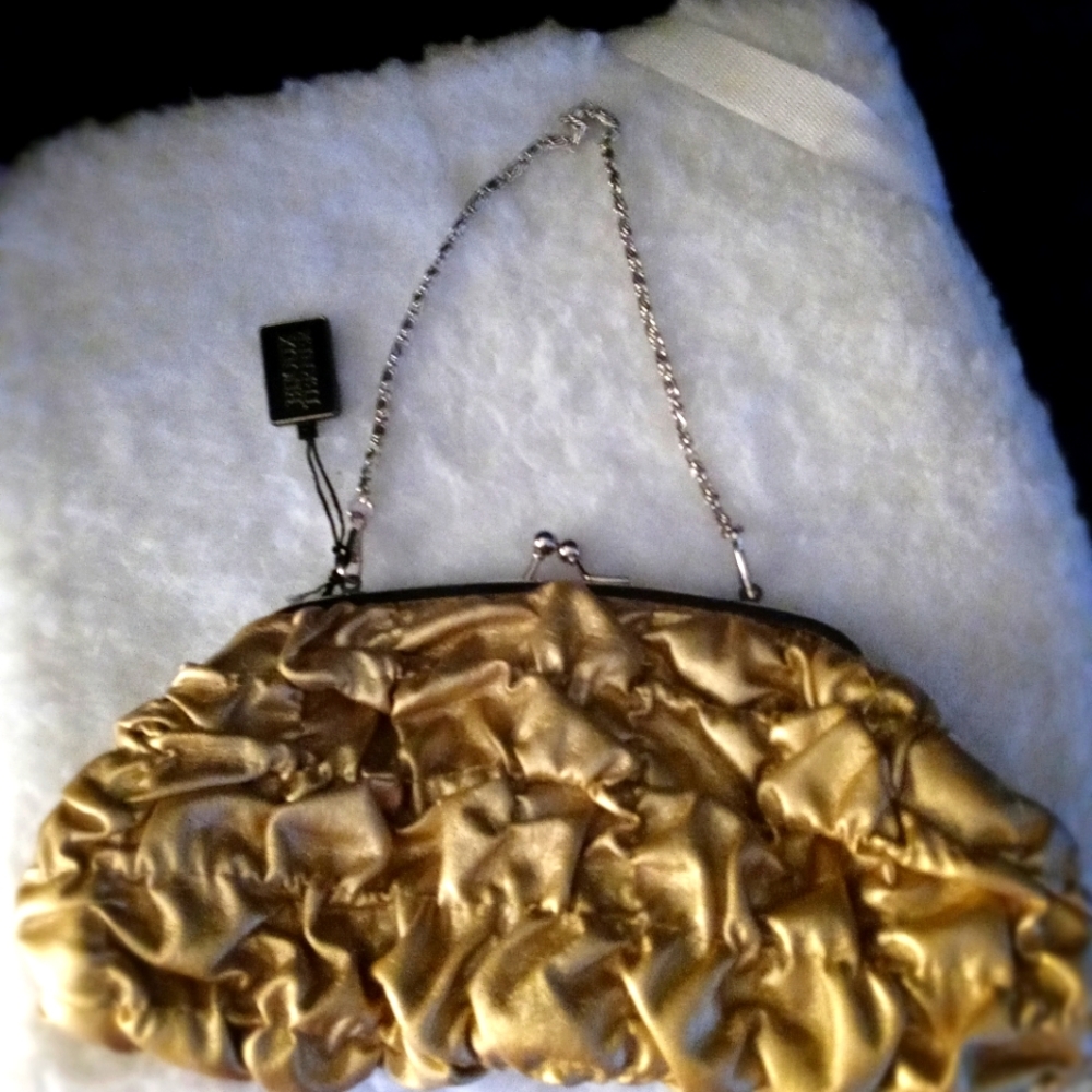 Fancy clutch with short chain strap, gold, Buoux Terner new